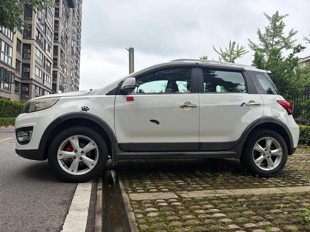 Great Wall M4 2013