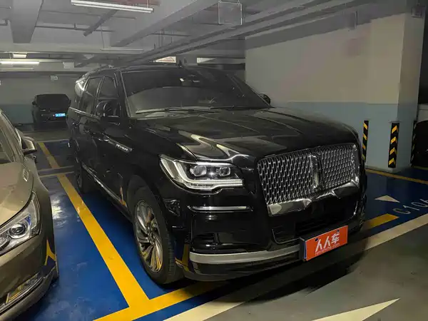 Lincoln Navigator 2024