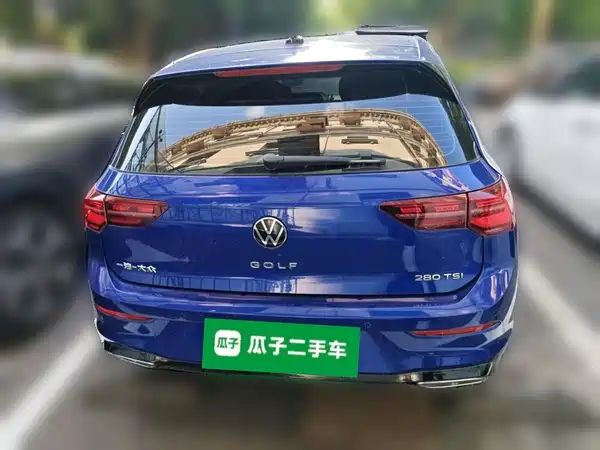 Volkswagen Golf 2021