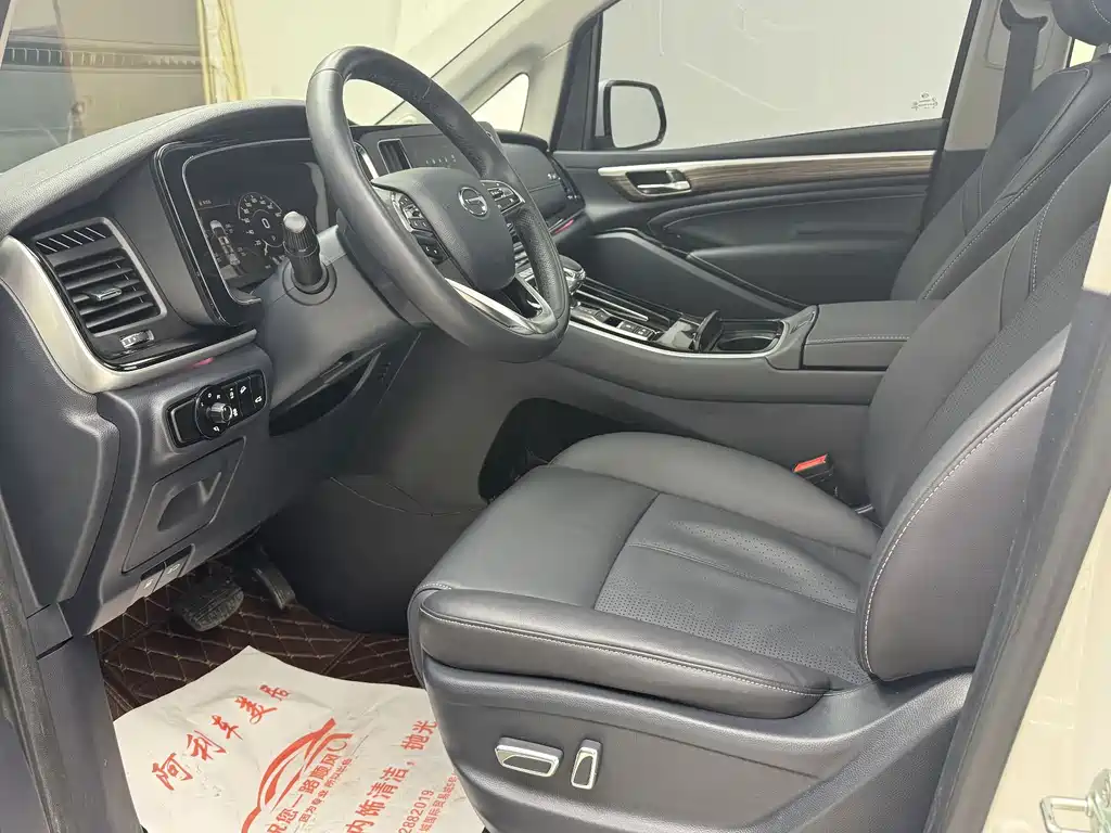 GAC Trumpchi M8 2021 — фото 3