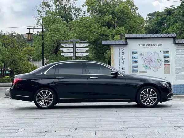 Mercedes-Benz E-Class 2017