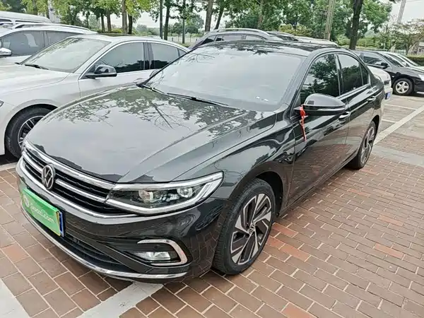 Volkswagen Bora 2023