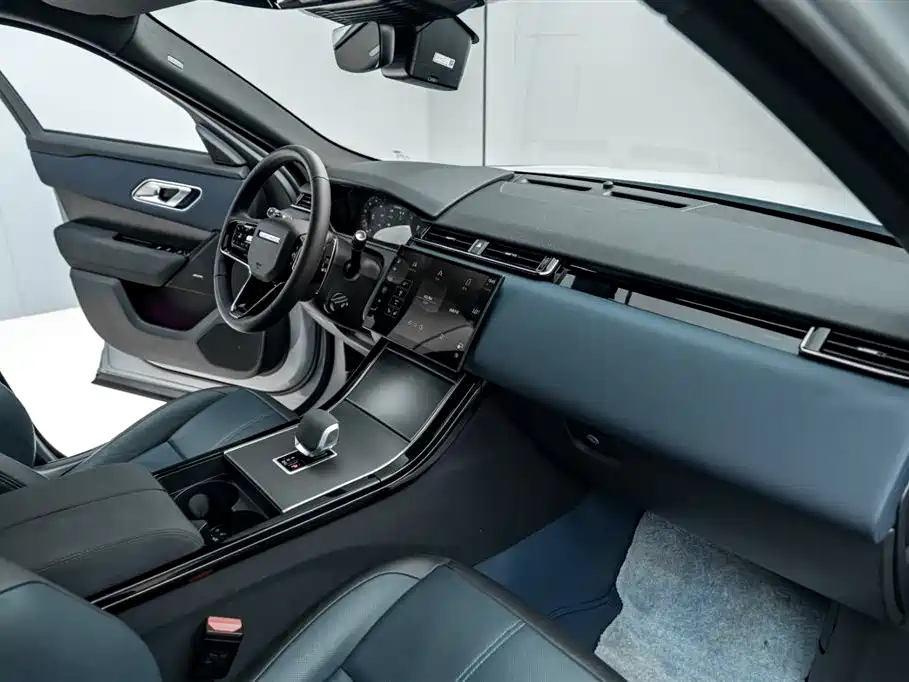 Land Rover Velar 2024 — фото 19