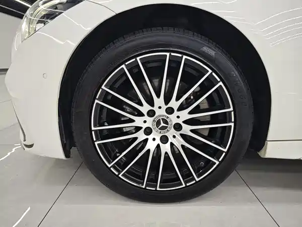 Mercedes-Benz C-Class 2022