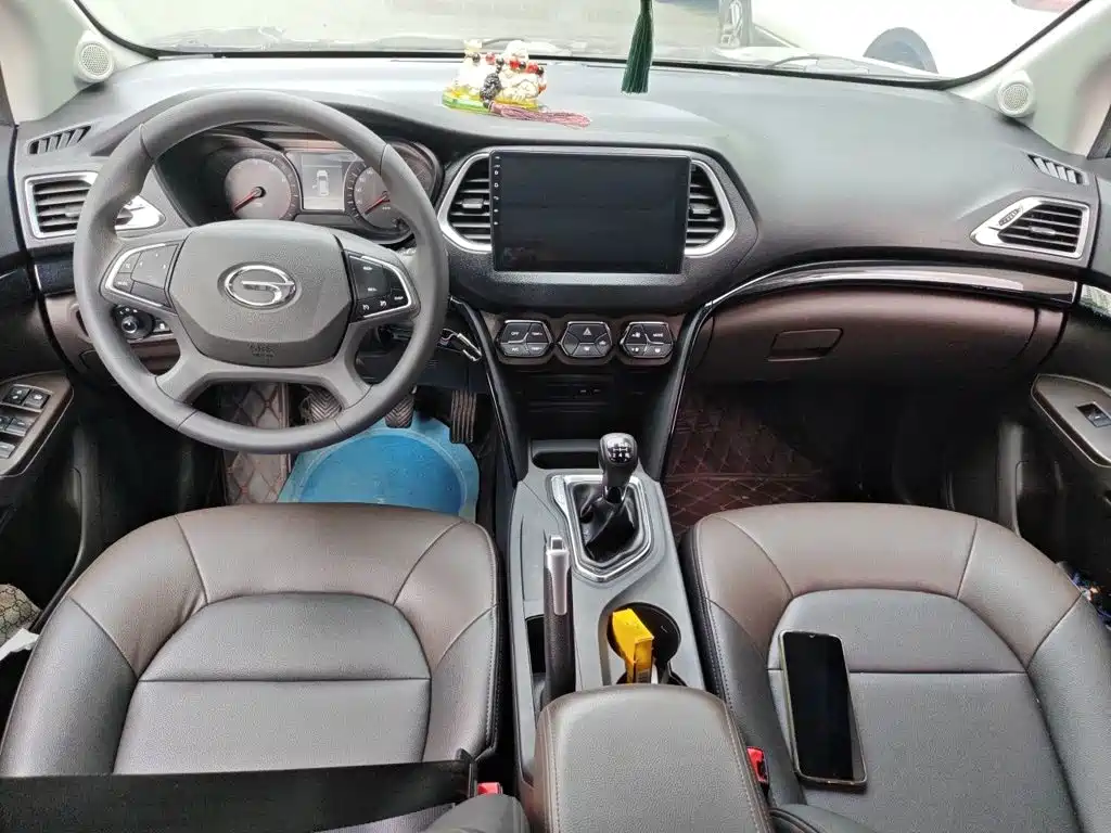 GAC Trumpchi GS4 2017 — фото 13