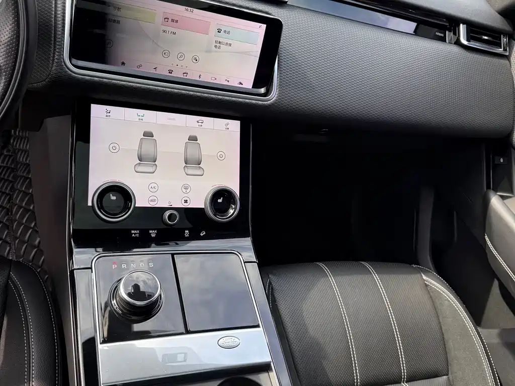 Land Rover Velar 2019 — фото 27