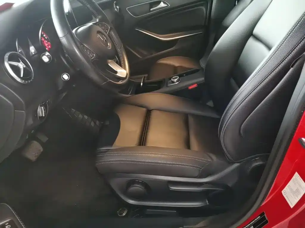 Mercedes-Benz CLA 2018 — фото 15