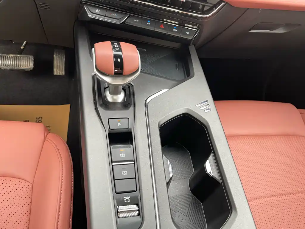 Changan X5 PLUS 2025 — фото 10
