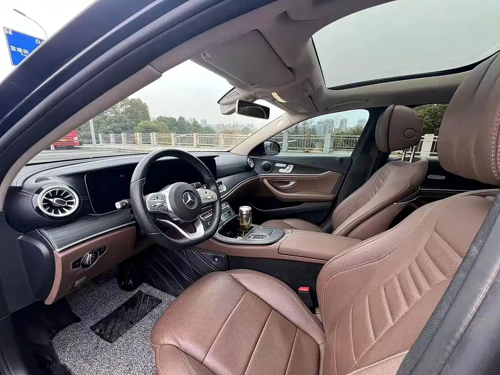 Mercedes-Benz E-Class 2020 — фото 9