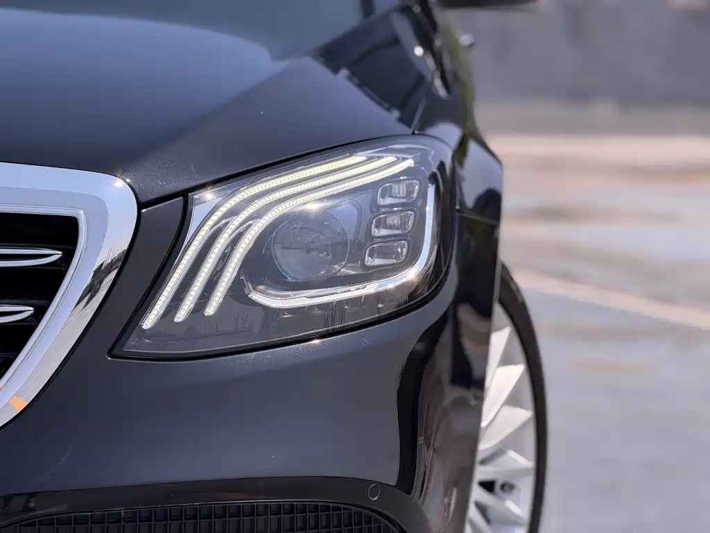 Mercedes-Benz S-Class 2019 — фото 12