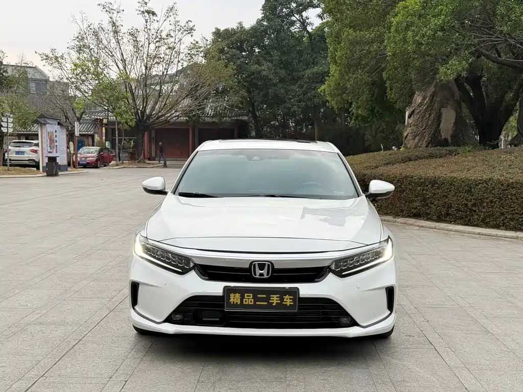 Honda Inspire 2022 — фото 2