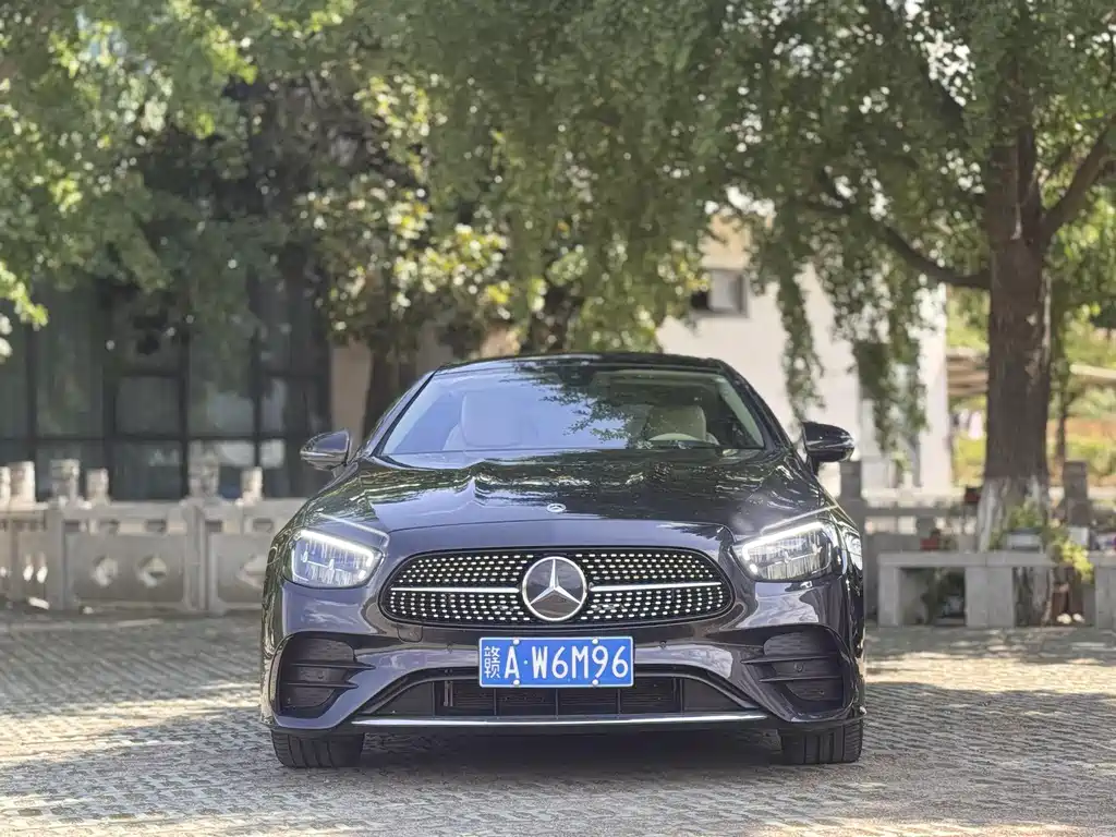 Mercedes-Benz E-Class 2023 — фото 2