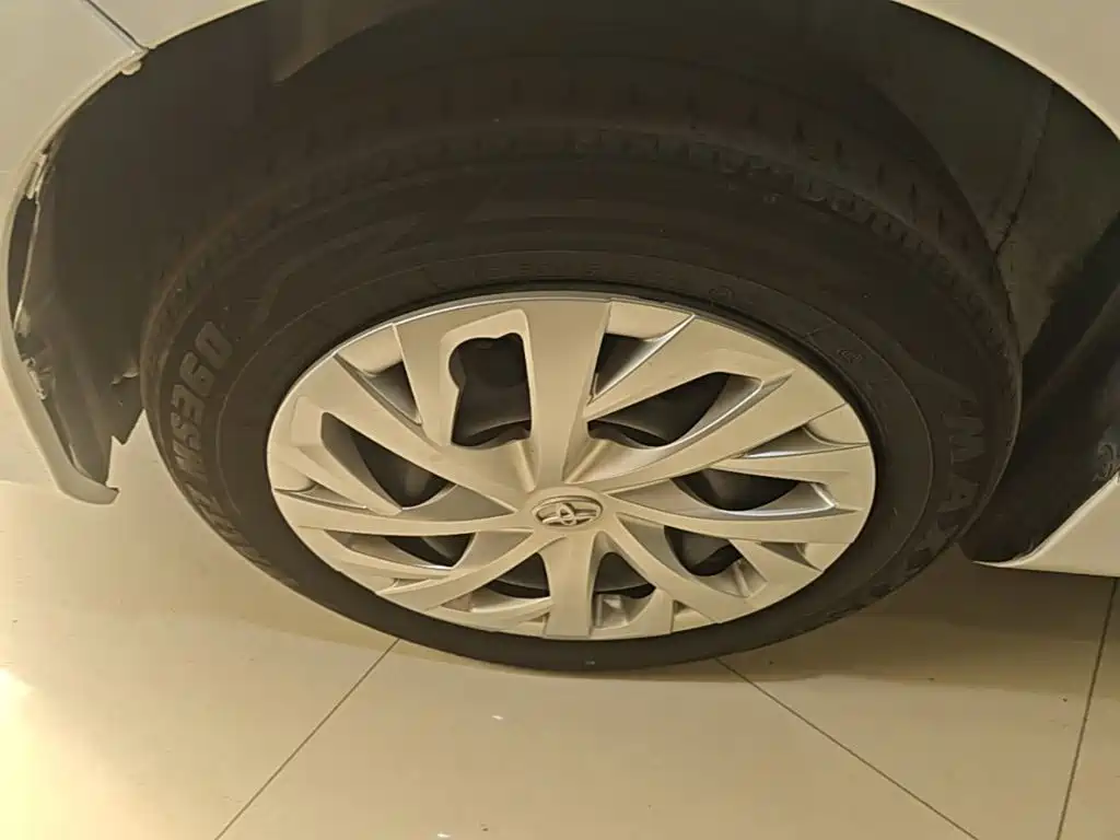 Toyota Vios FS 2022 — фото 23