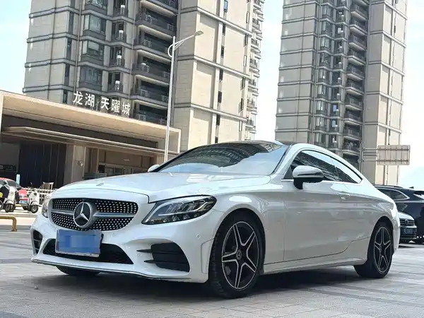 Mercedes-Benz C-Class 2019