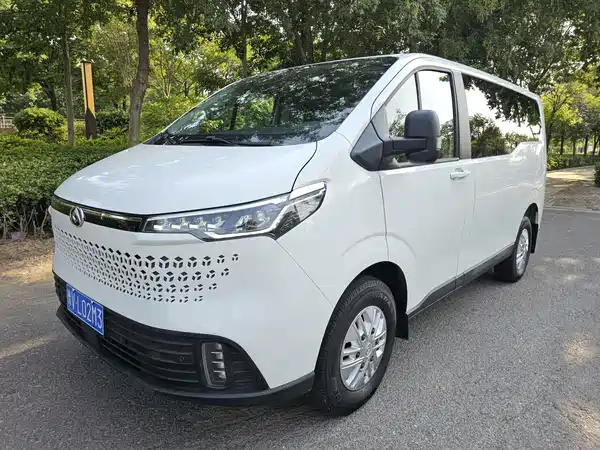Maxus V70 2023
