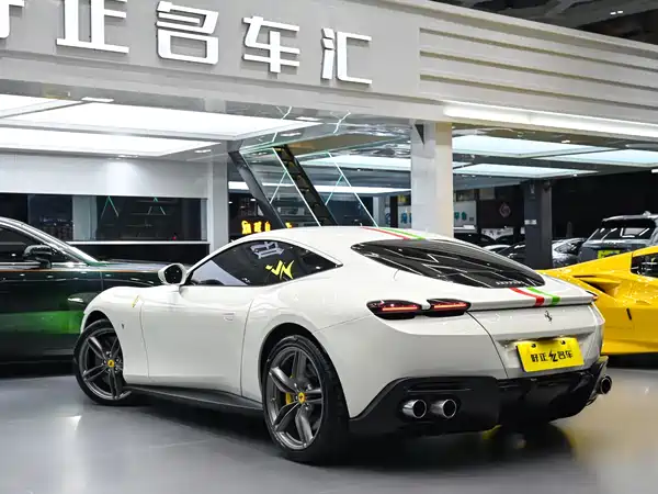 Ferrari Roma 2020