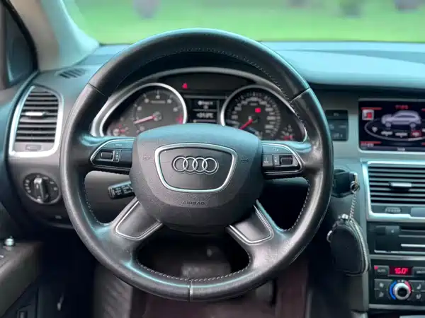 Audi Q7 2012