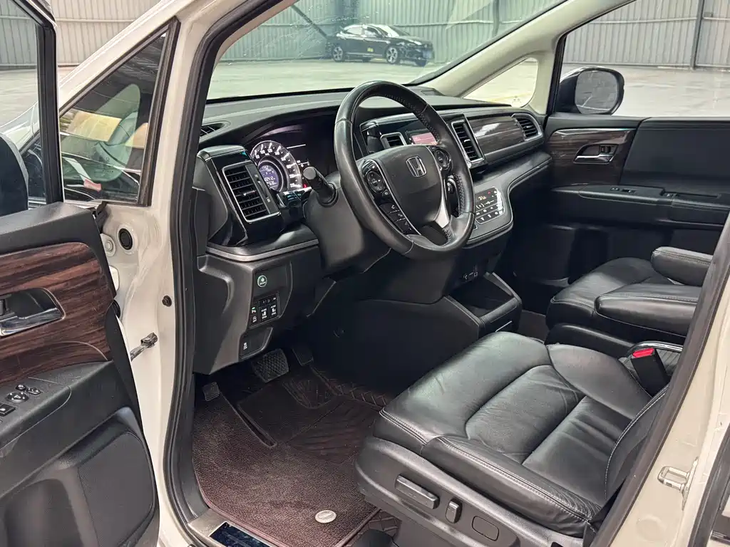 Honda Elysion 2019