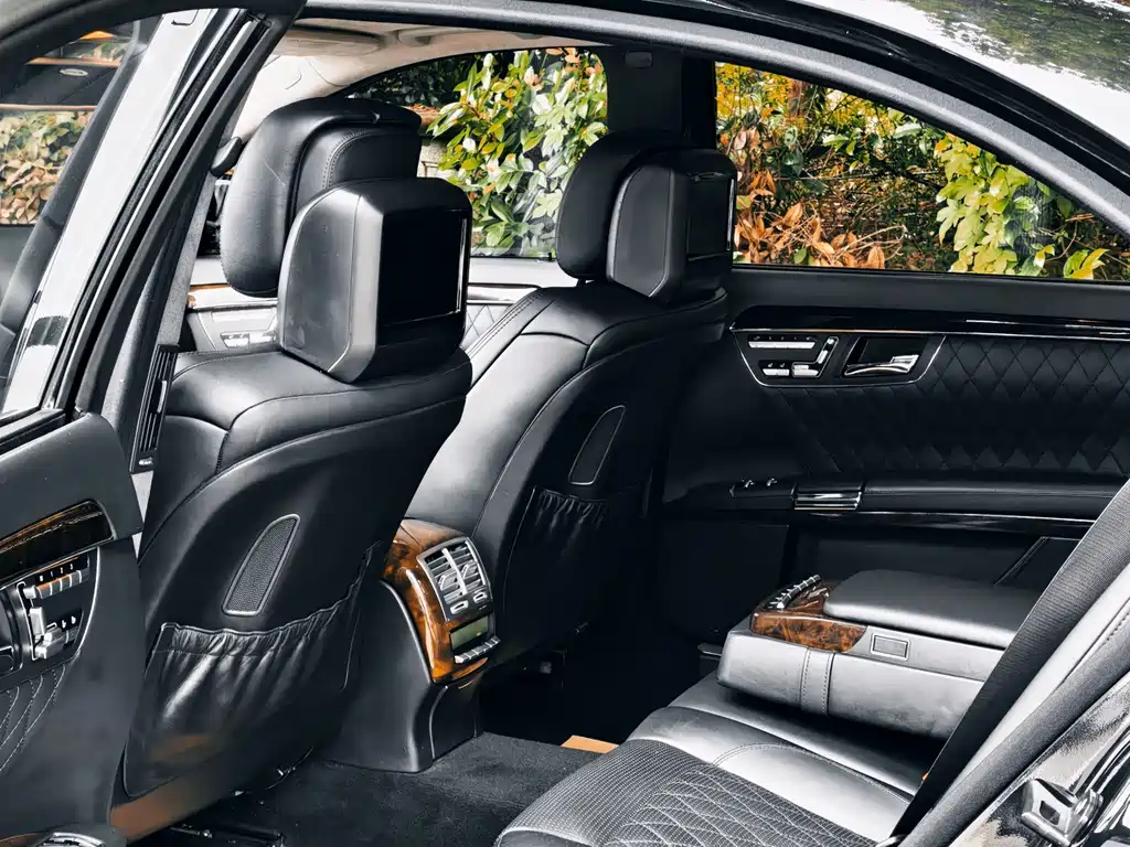 Mercedes-Benz S-Class AMG 2011 — фото 8