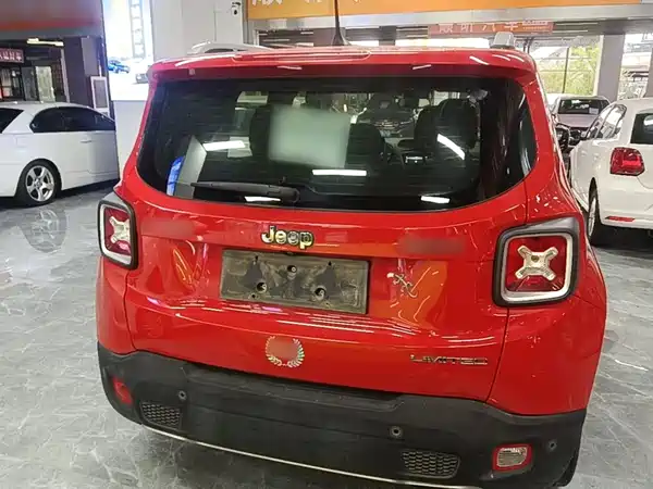 Jeep Freeman 2018
