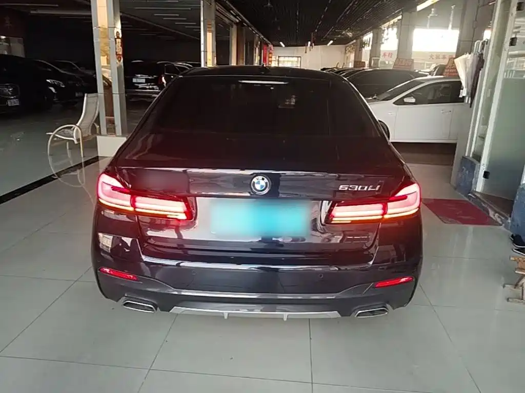 BMW 5 Series 2024