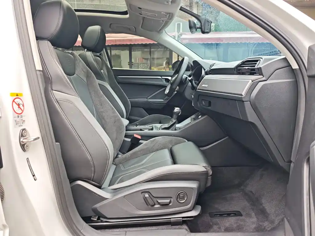 Audi Q3 Sportback 2023 — фото 20