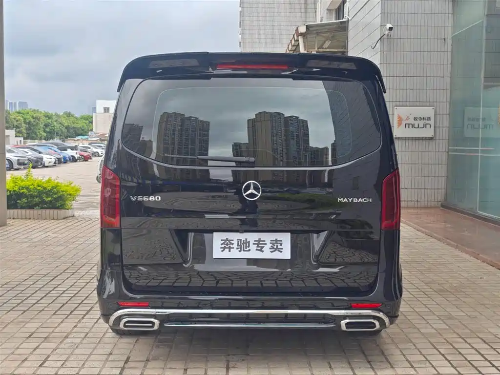 Mercedes-Benz Vito 2024 — фото 18