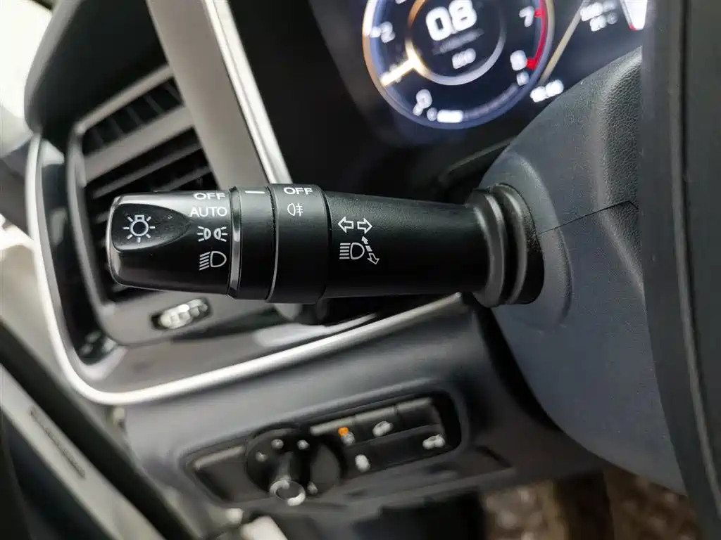 GAC Motor Trumpchi M8 2021 — фото 21
