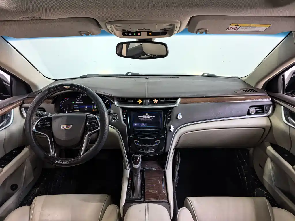 Cadillac XTS 2016 — фото 9