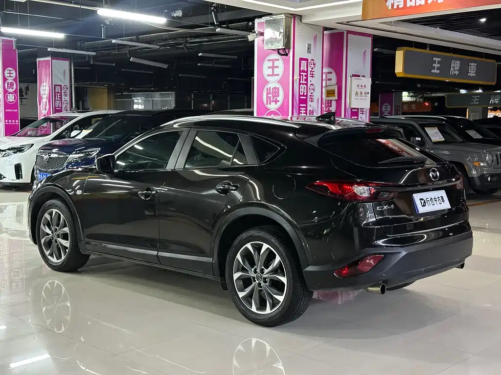 Mazda CX-4 2017 — фото 4