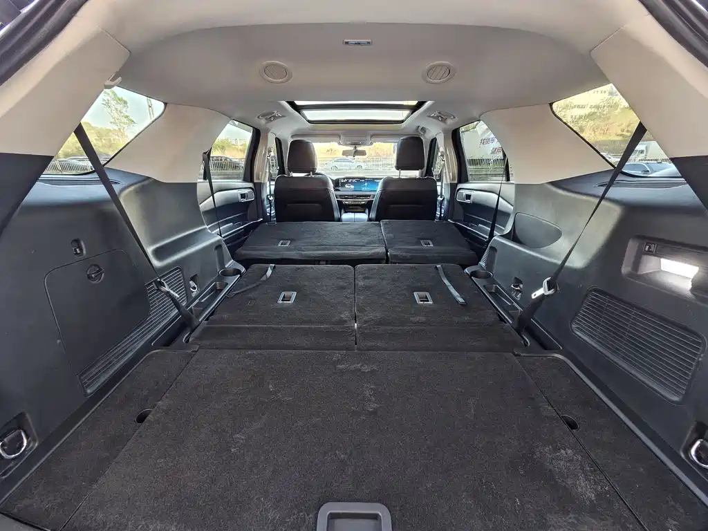 Ford Explorer 2023 — фото 12