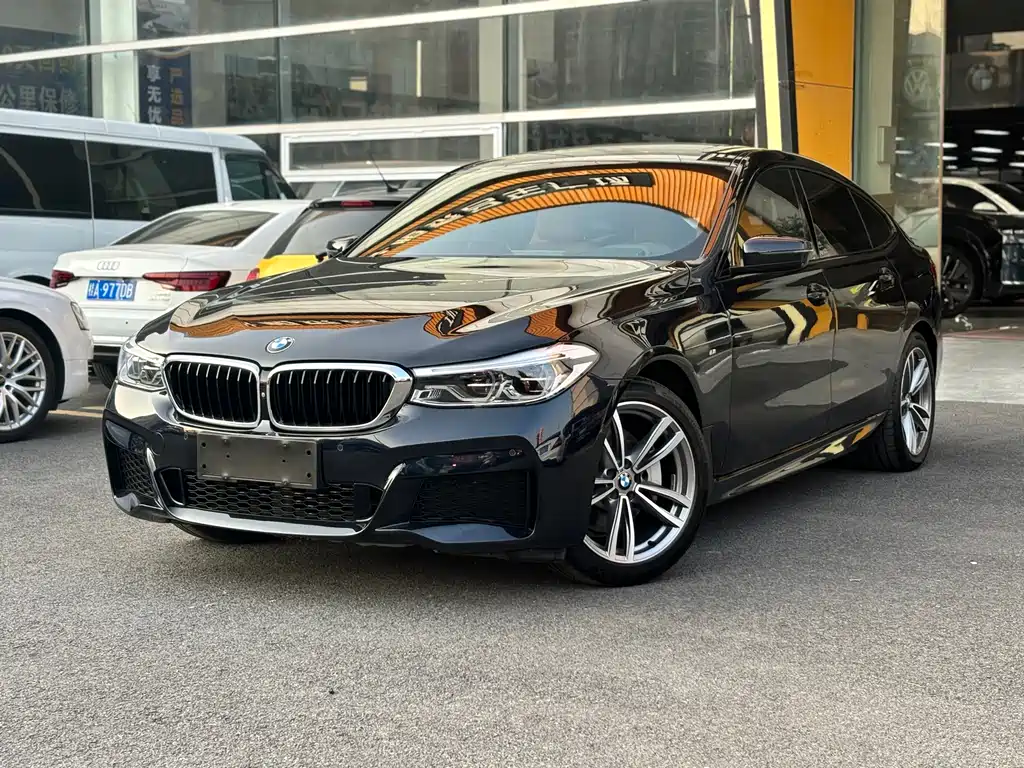BMW 6 Series GT 2019 — фото 1