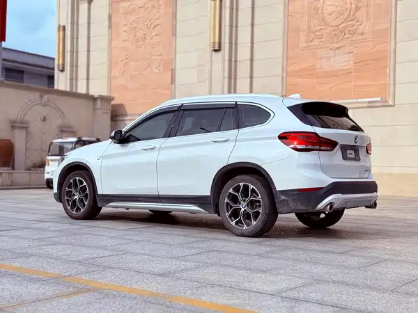 BMW X1 2021