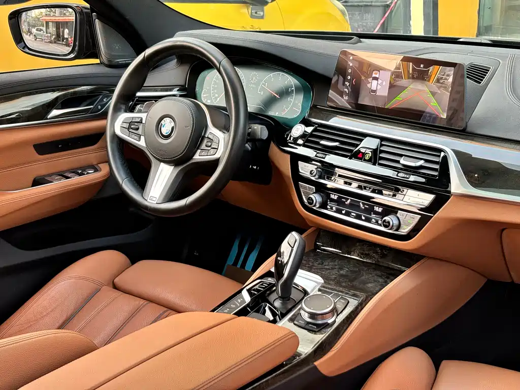 BMW 6 Series GT 2019 — фото 16
