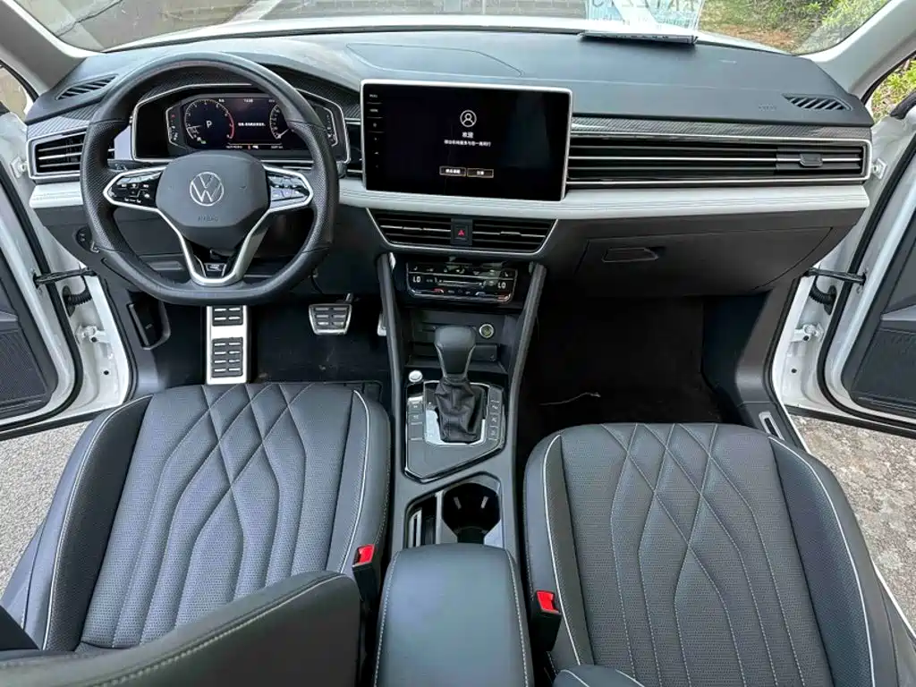 Volkswagen Tiguan L 2022 — фото 14