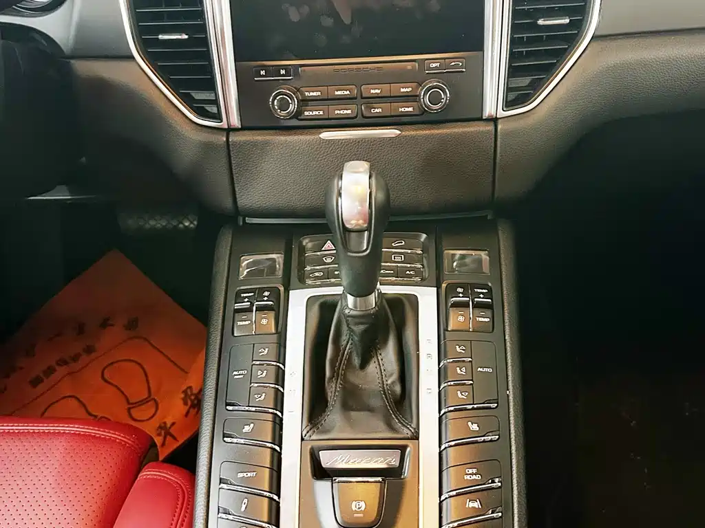 Porsche Macan 2017