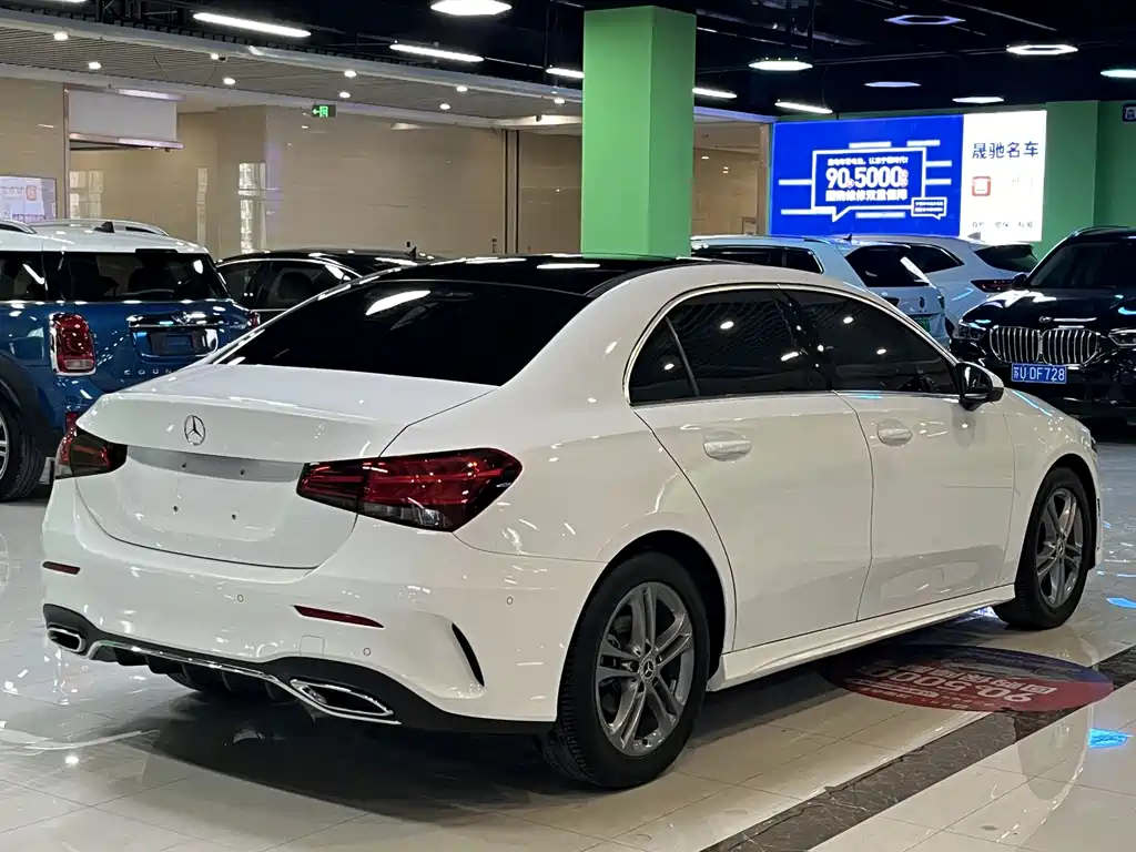 Mercedes-Benz A-Class 2021 — фото 19