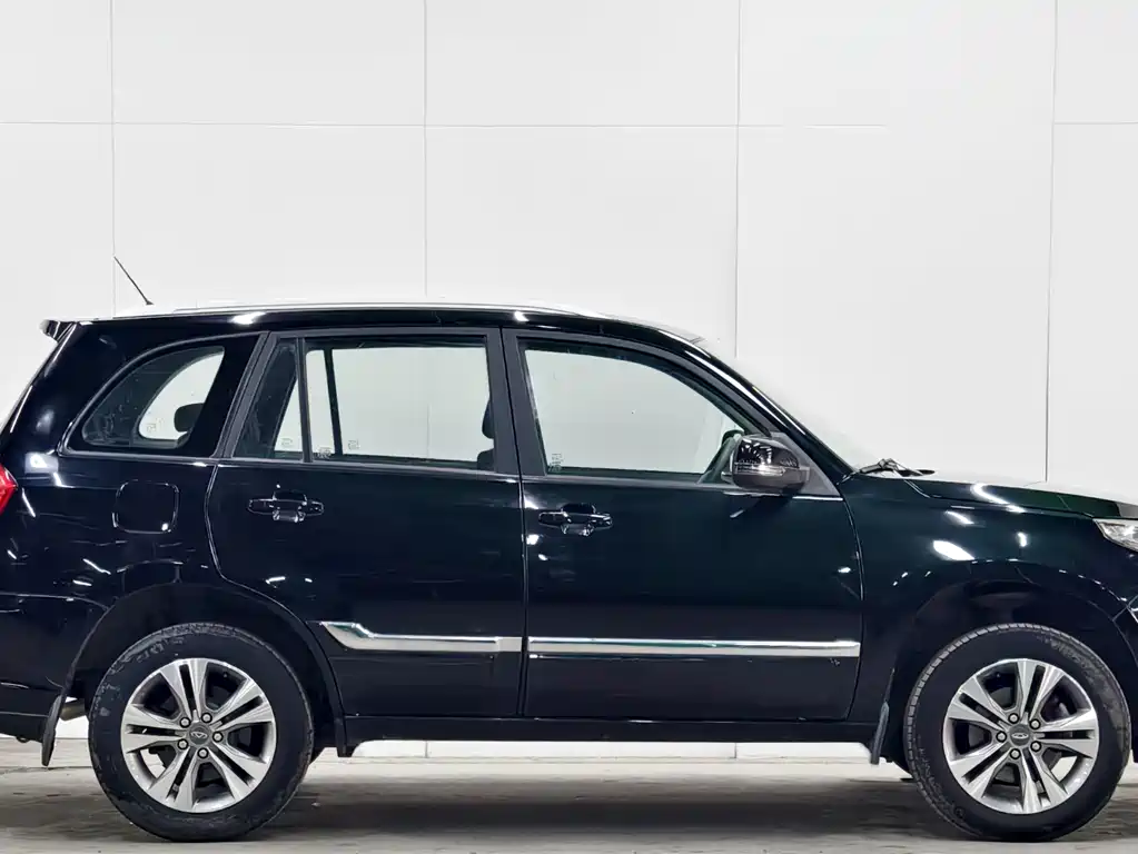 Chery Tiggo 3 2015 — фото 8