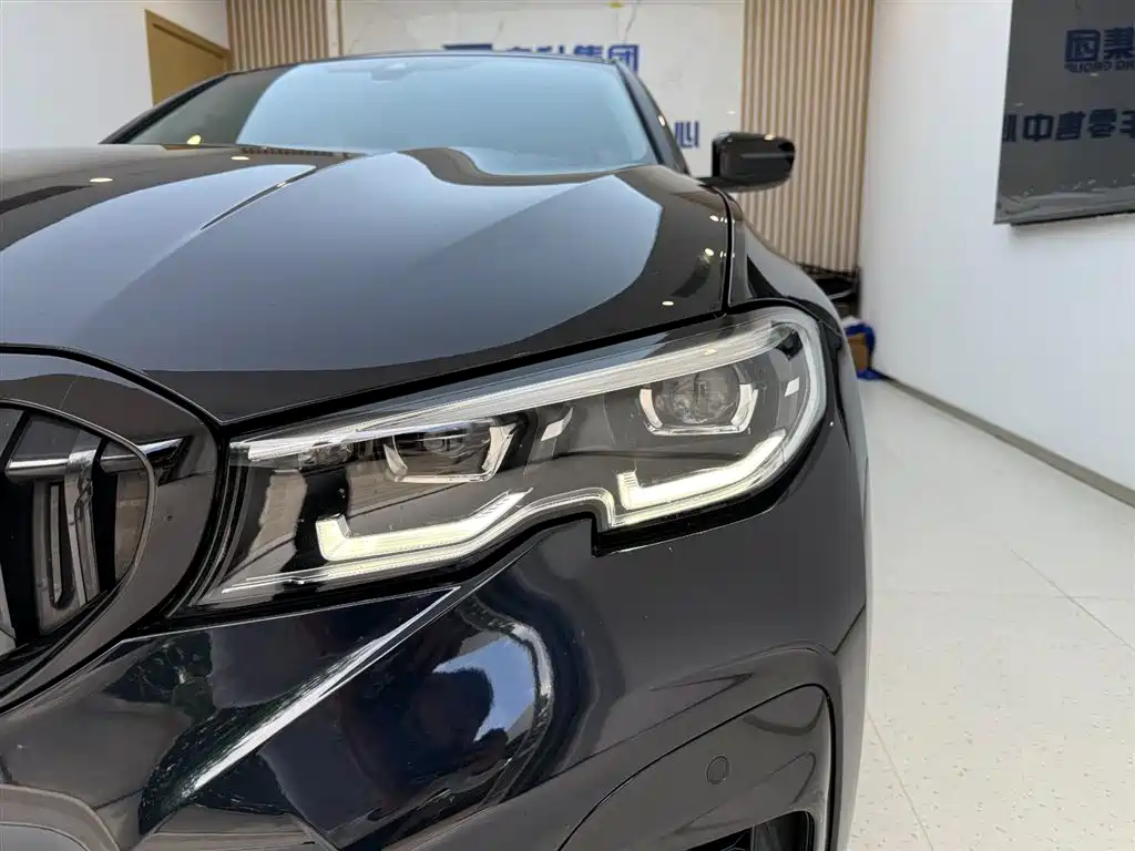 BMW 3 Series 2021 — фото 7