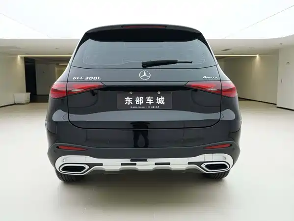 Mercedes-Benz GLC 2025