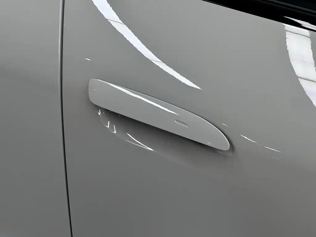 Porsche Taycan 2022 — фото 10
