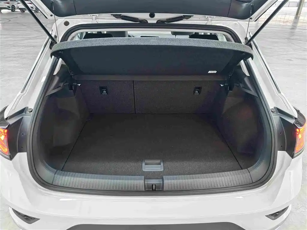 Volkswagen T-Roc 2026 — фото 16
