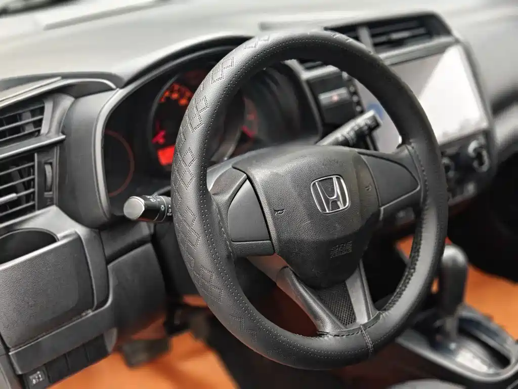 Honda Fit 2018 — фото 11