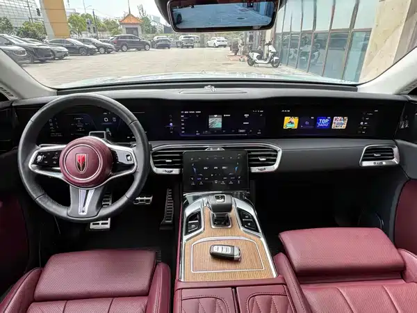Hongqi E-HS9 2022