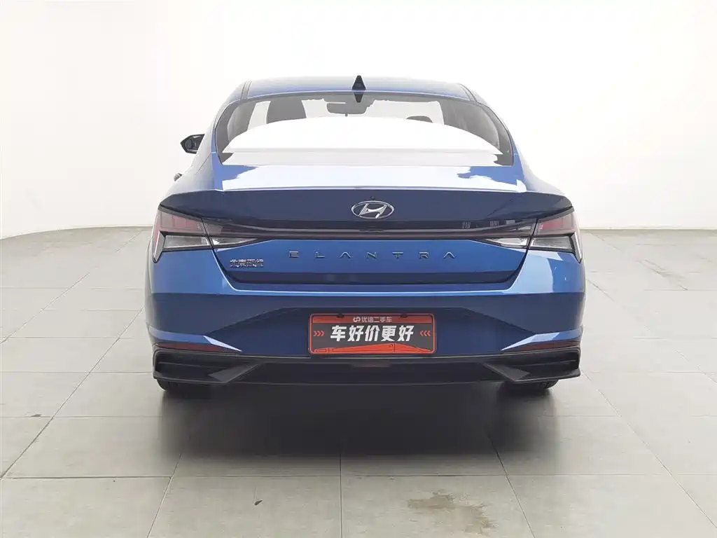 Hyundai Elantra 2020 — фото 4