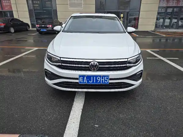Volkswagen Bora 2022