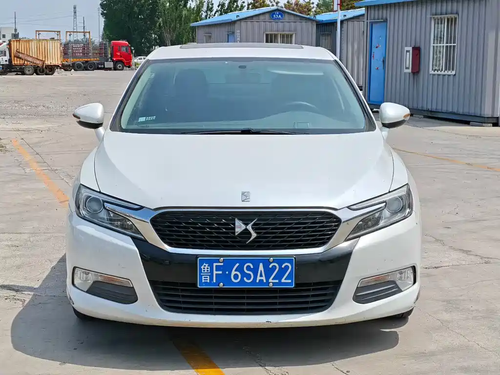 DS 5LS 2016
