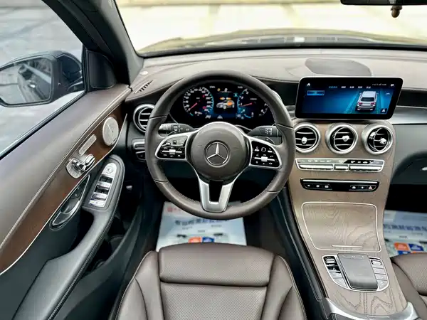 Mercedes-Benz GLC 2022