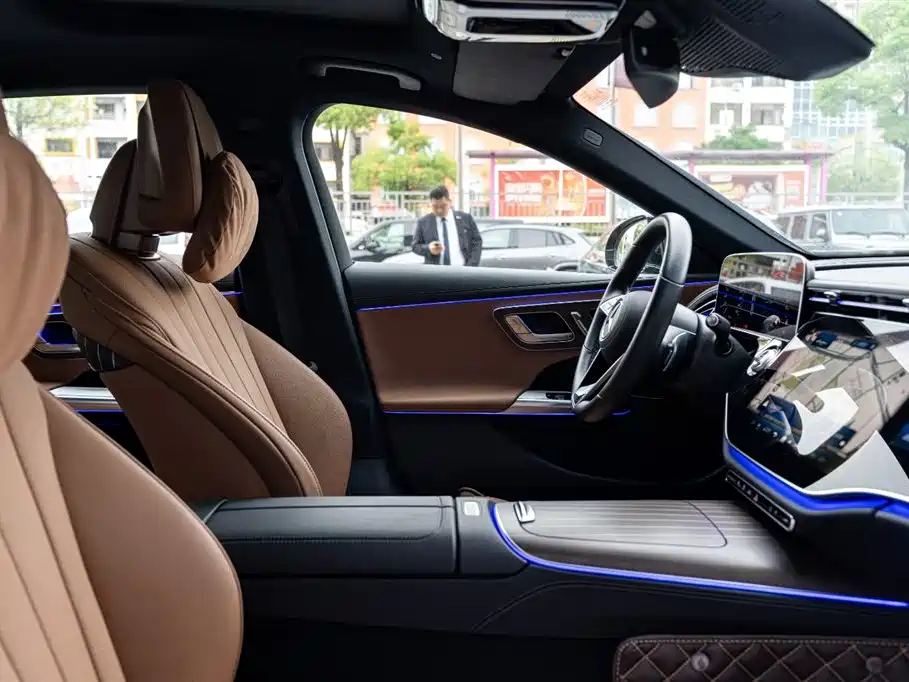 Mercedes-Benz E-Class New Energy 2025 — фото 13