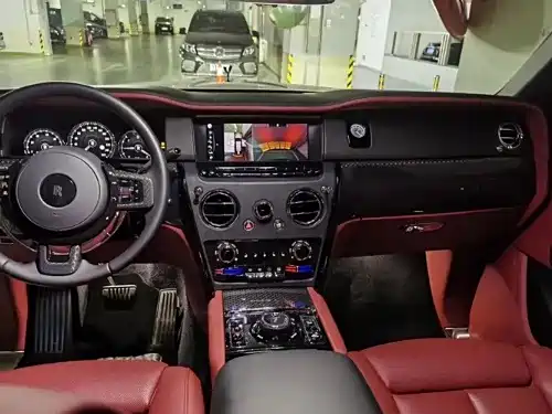 Rolls-Royce Cullinan 2020